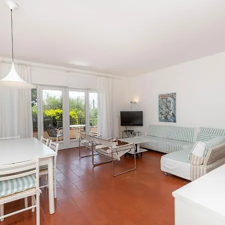 Kormorano Apartment *